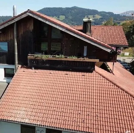 Ruhiges Zweibettzimmer Mit Gartenblick - Business And Seminar *
